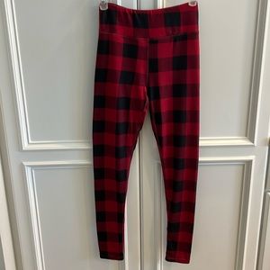 NWT SO high rise lounge life red buffalo plaid legging - juniors XS